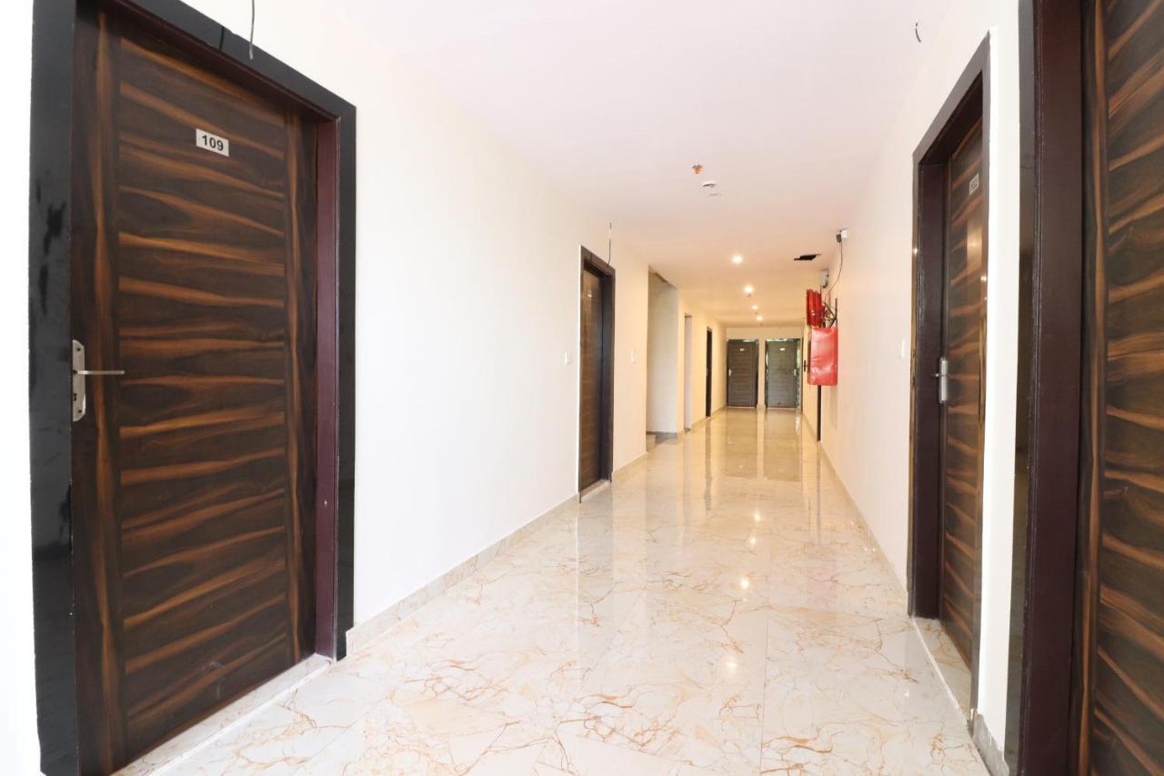 Hotel Hari International - Noida Sector 11 Exterior photo
