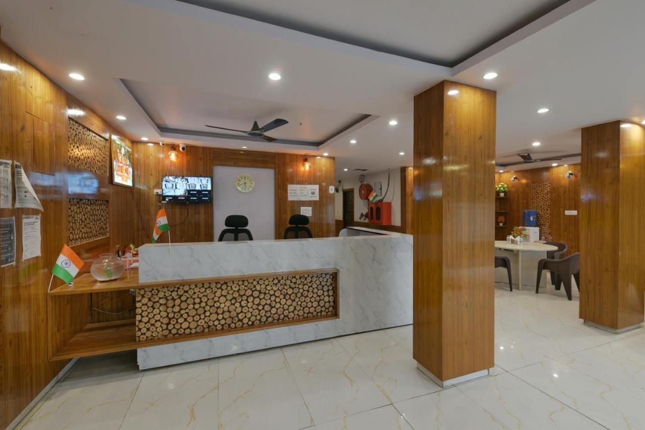 Hotel Hari International - Noida Sector 11 Exterior photo