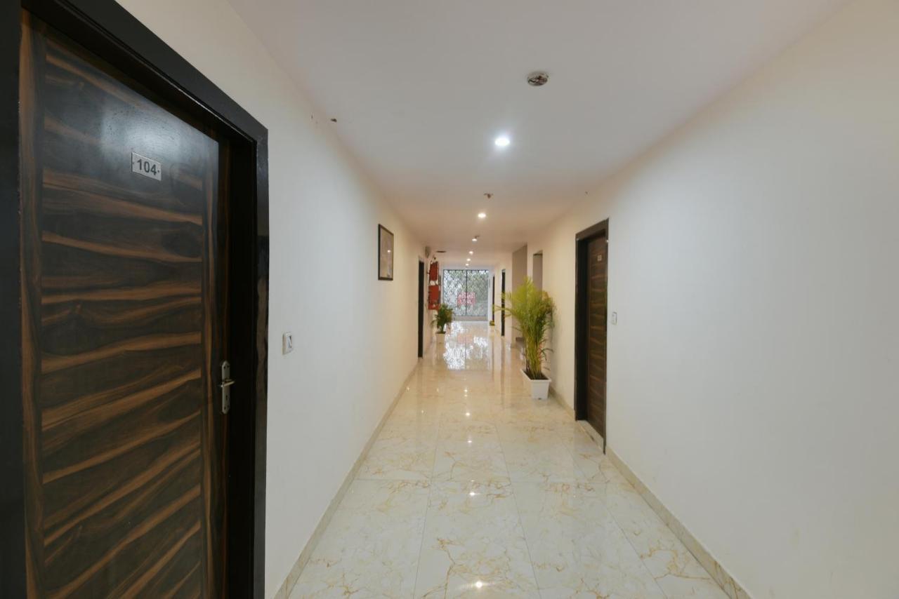 Hotel Hari International - Noida Sector 11 Exterior photo